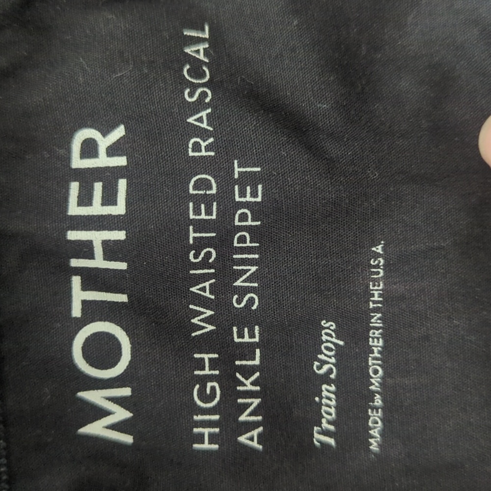 MOTHER High waisted rascal ankle snippet, train stops, size 30